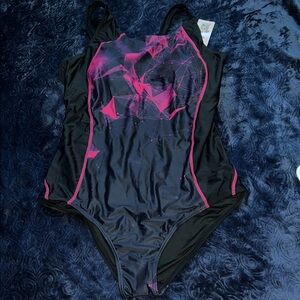 Black and Pink Geometric Swimsuit Padded (Women’s L)